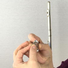 How To Attach LefreQue to Your Flute