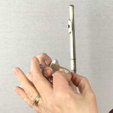 How To Attach LefreQue to Your Flute